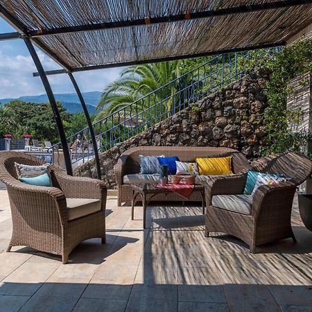 Terre De Reve Bed and Breakfast Le Rouret Εξωτερικό φωτογραφία